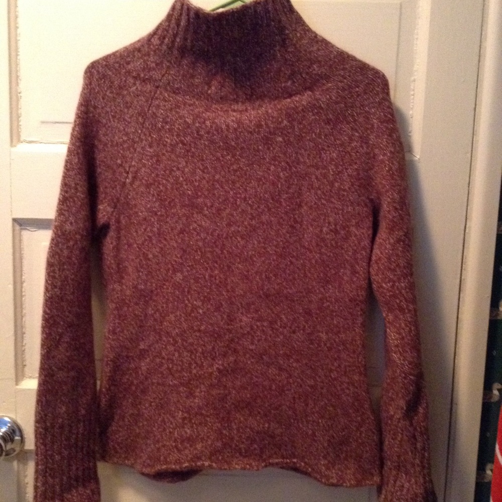 Old Navy sweater